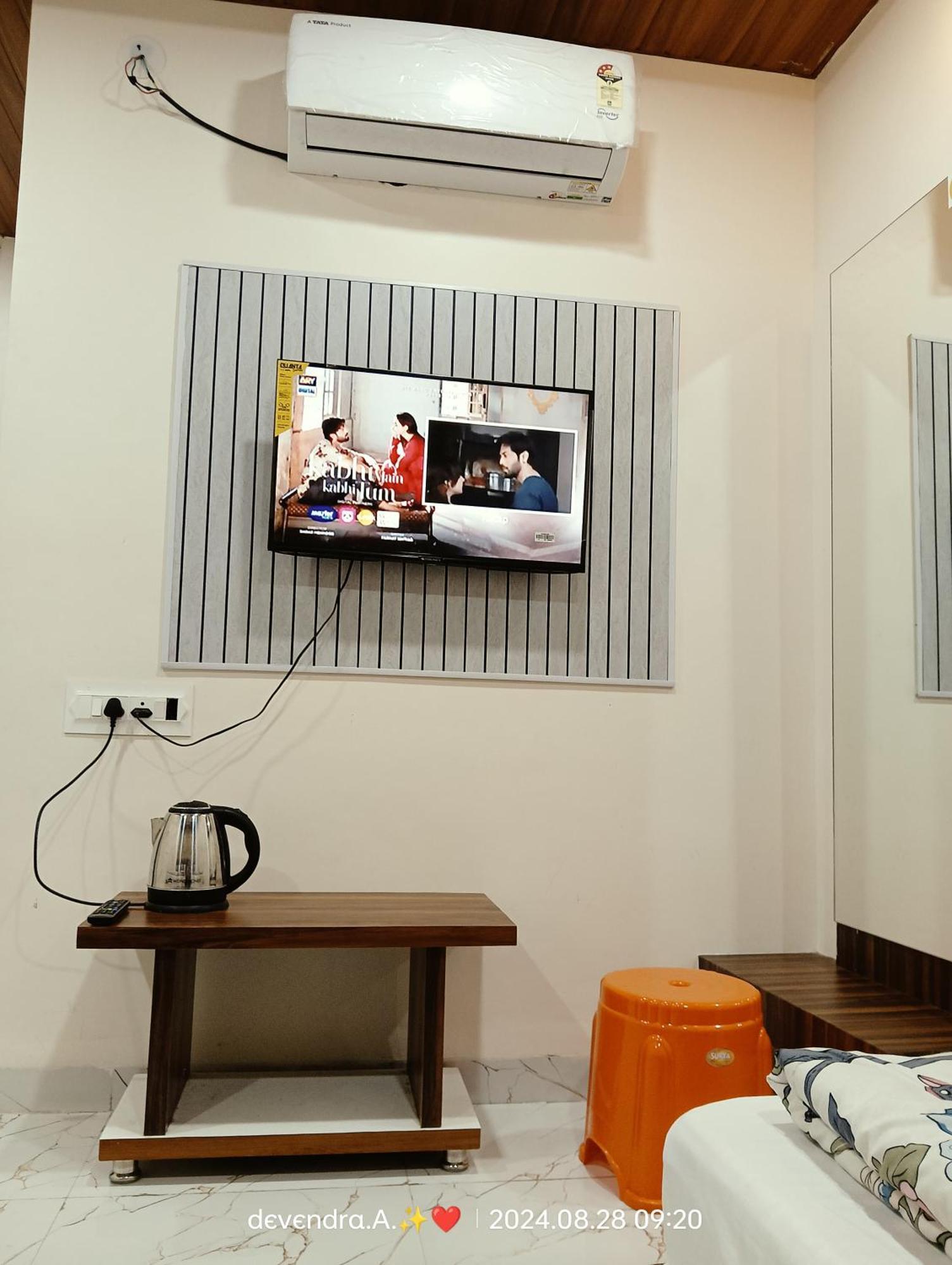 Hotel Ganga Sagar อุจเจน ภายนอก รูปภาพ